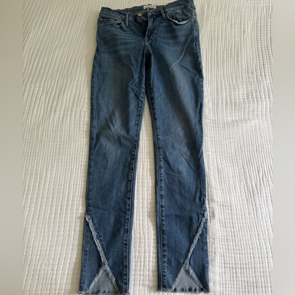 Frame Le Skinny de Jeanne Tulip Raw Hem Size 28 Jeans